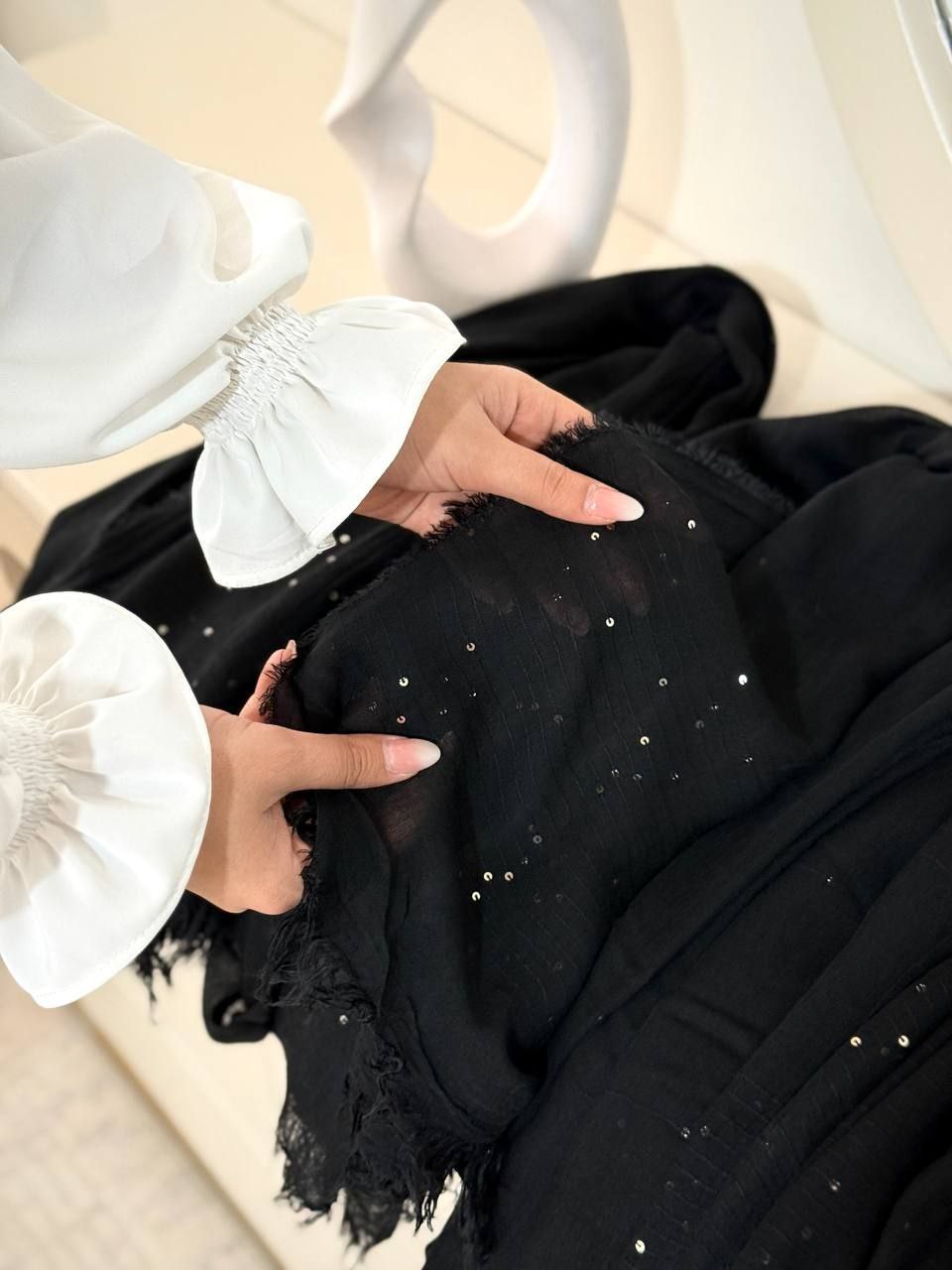 شال نخی پولکی مشکی وارداتی