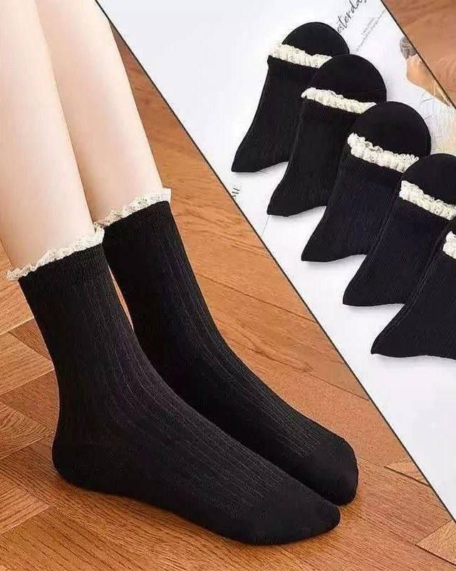 جوراب ساقدار لبه گیپوری مشکی