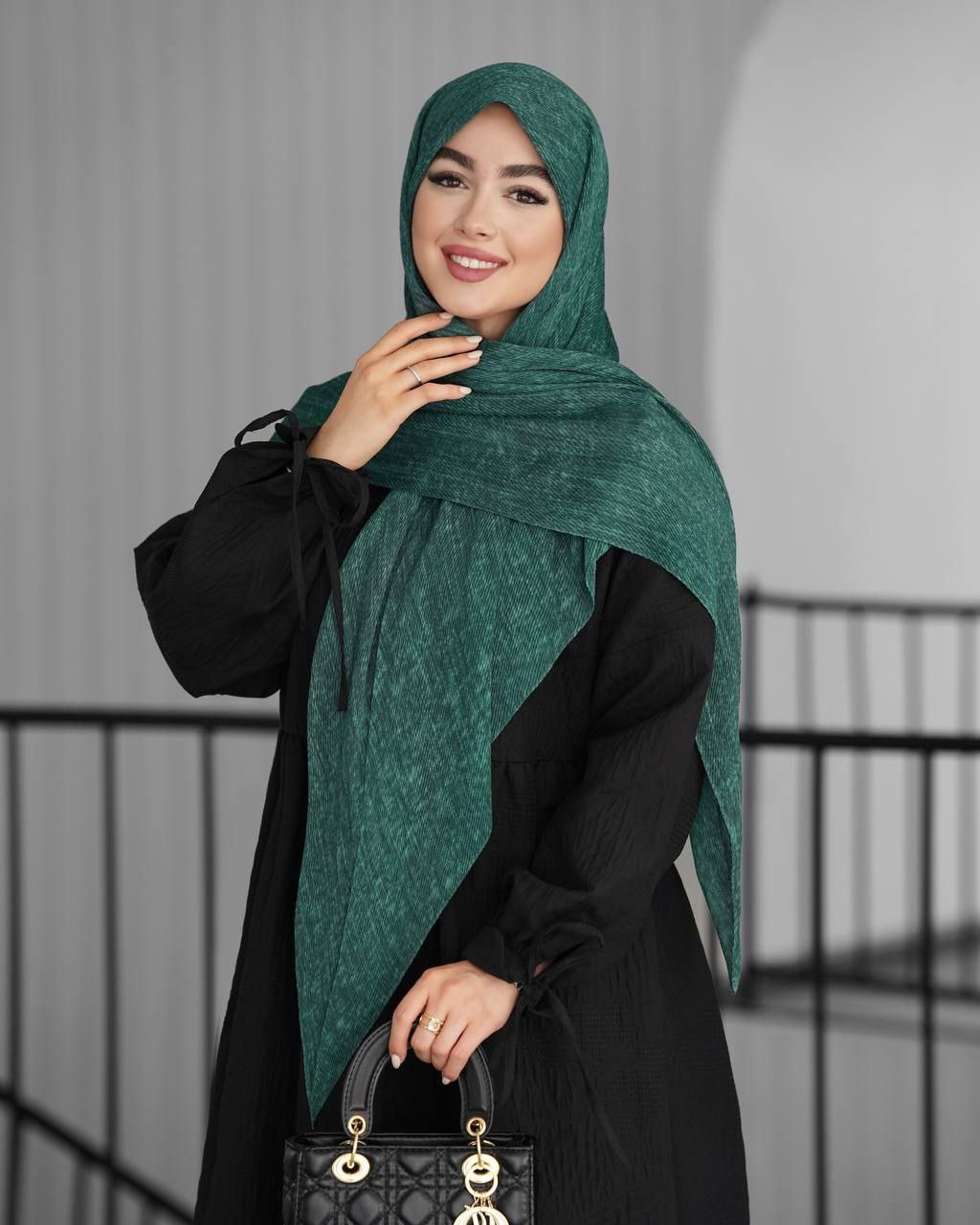 روسری پلیسه برشکا VIP سنگشور