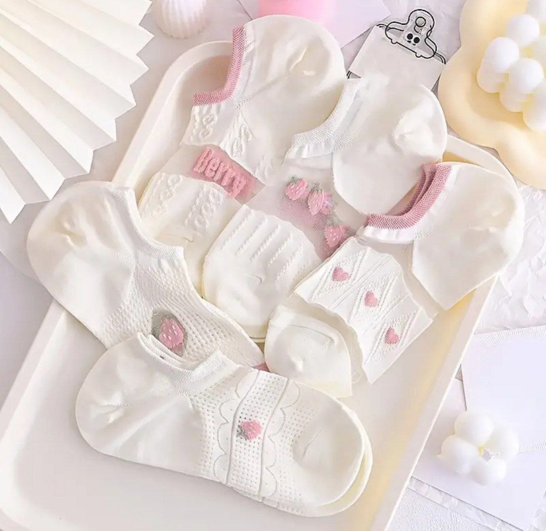 جوراب شیشه ای توت فرنگی